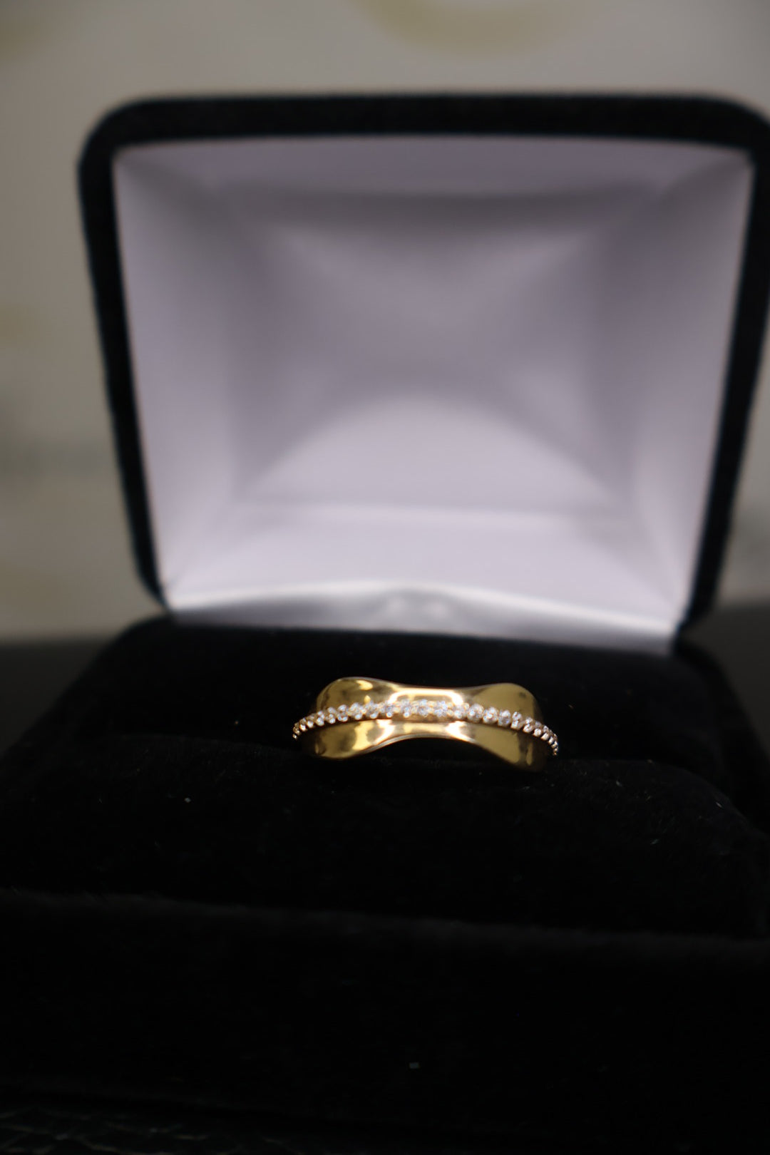 Twist Bypass Ring