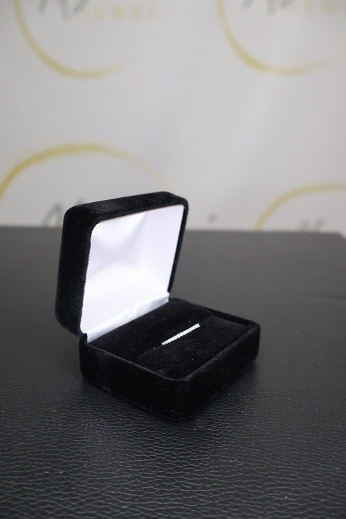 14K White Gold Diamond Band