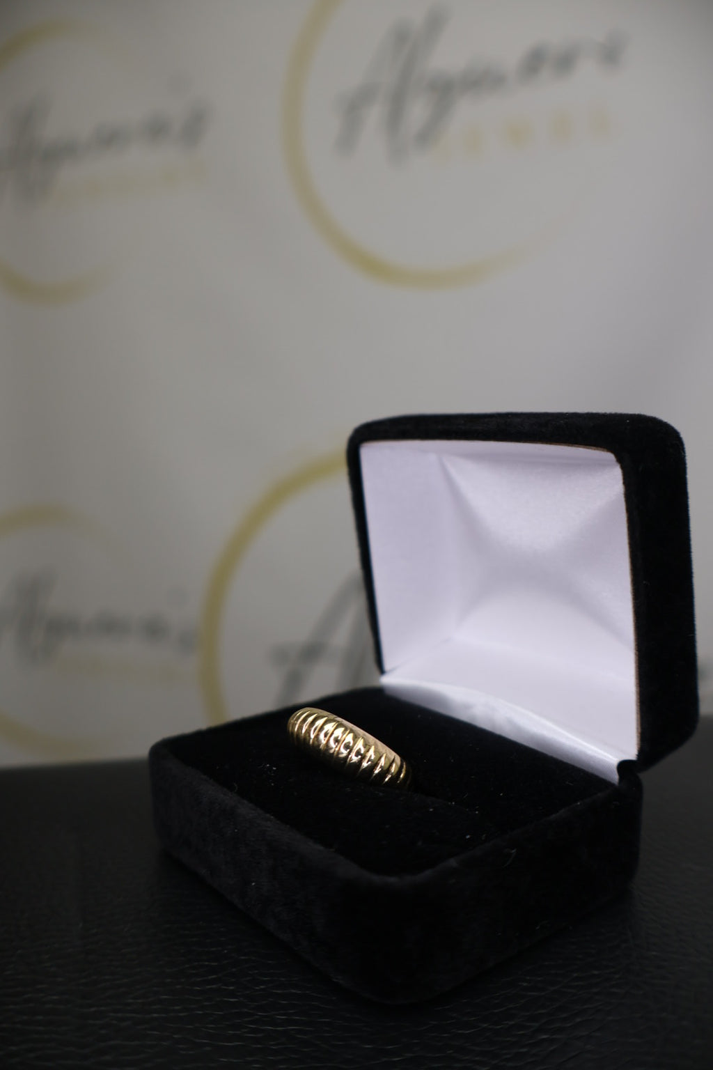 Ribbed Gold Band Ring
