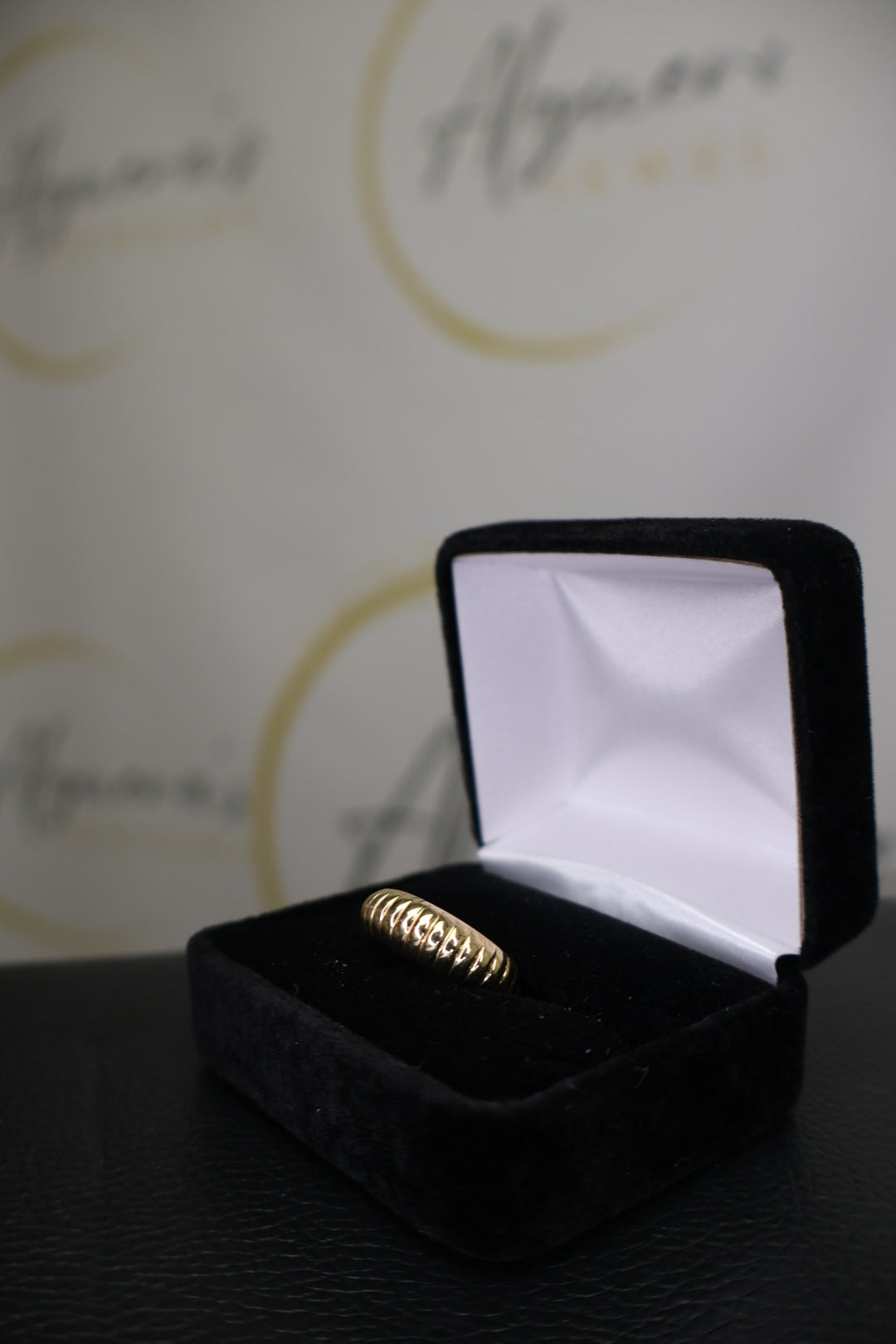 Ribbed Gold Band Ring